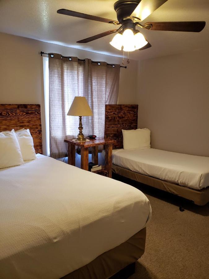 Flaming Gorge Resort Dutch John Exterior foto